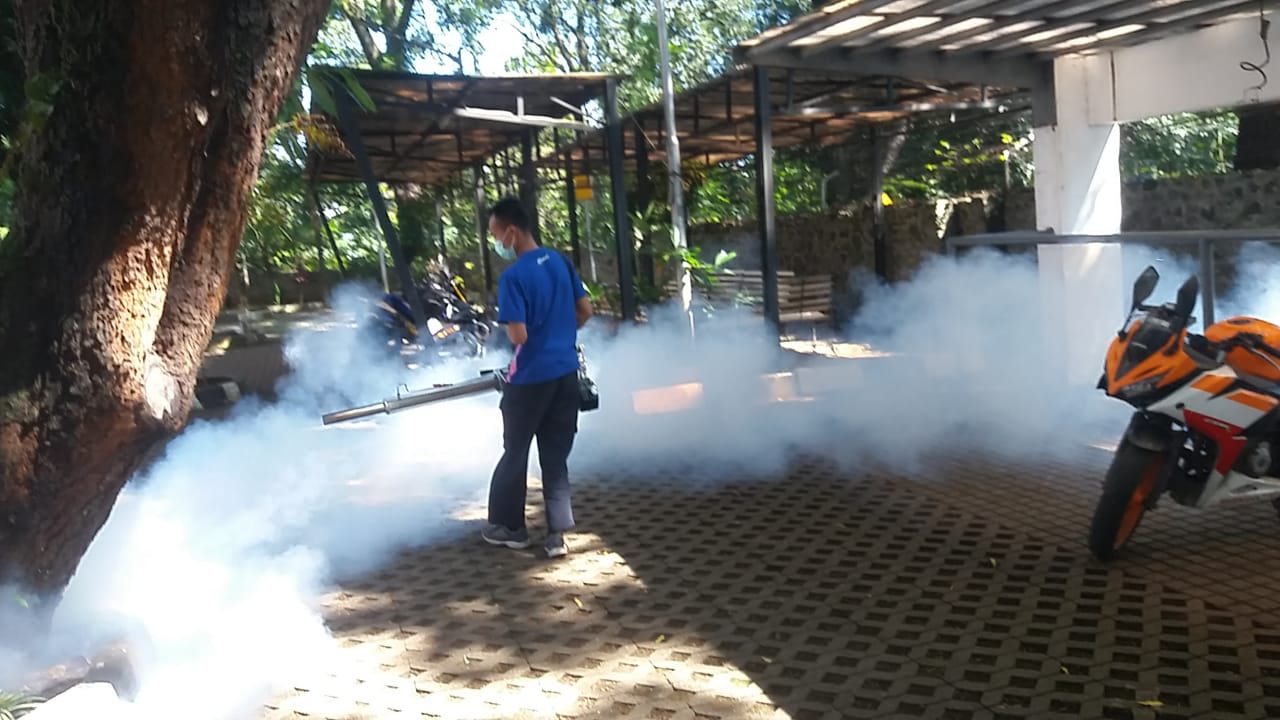 PELAKSANAAN FOGGING UNTUK PENGENDALIAN NYAMUK